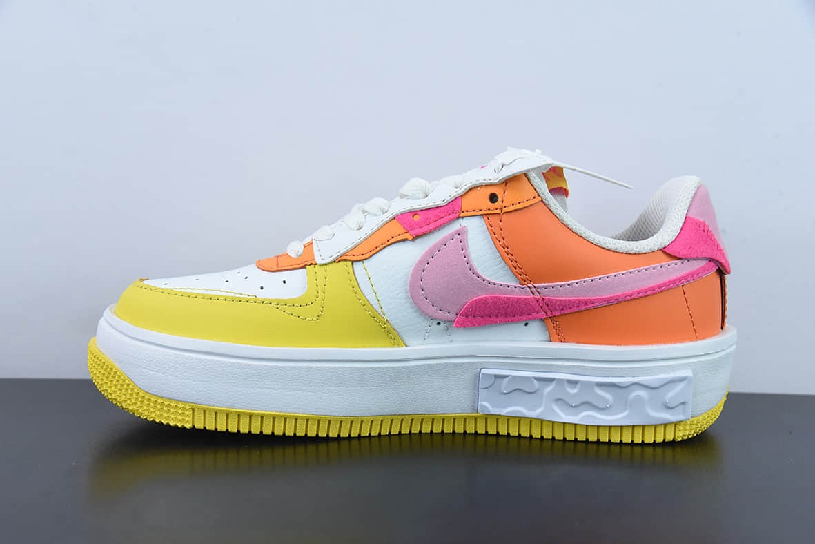 耐克Nike Wmns Air Force 1 FontankaWhite Iridescent空军丰塔卡系列白粉黄错位解构系列低帮休闲板鞋纯原版本 货号：Dx2675-100