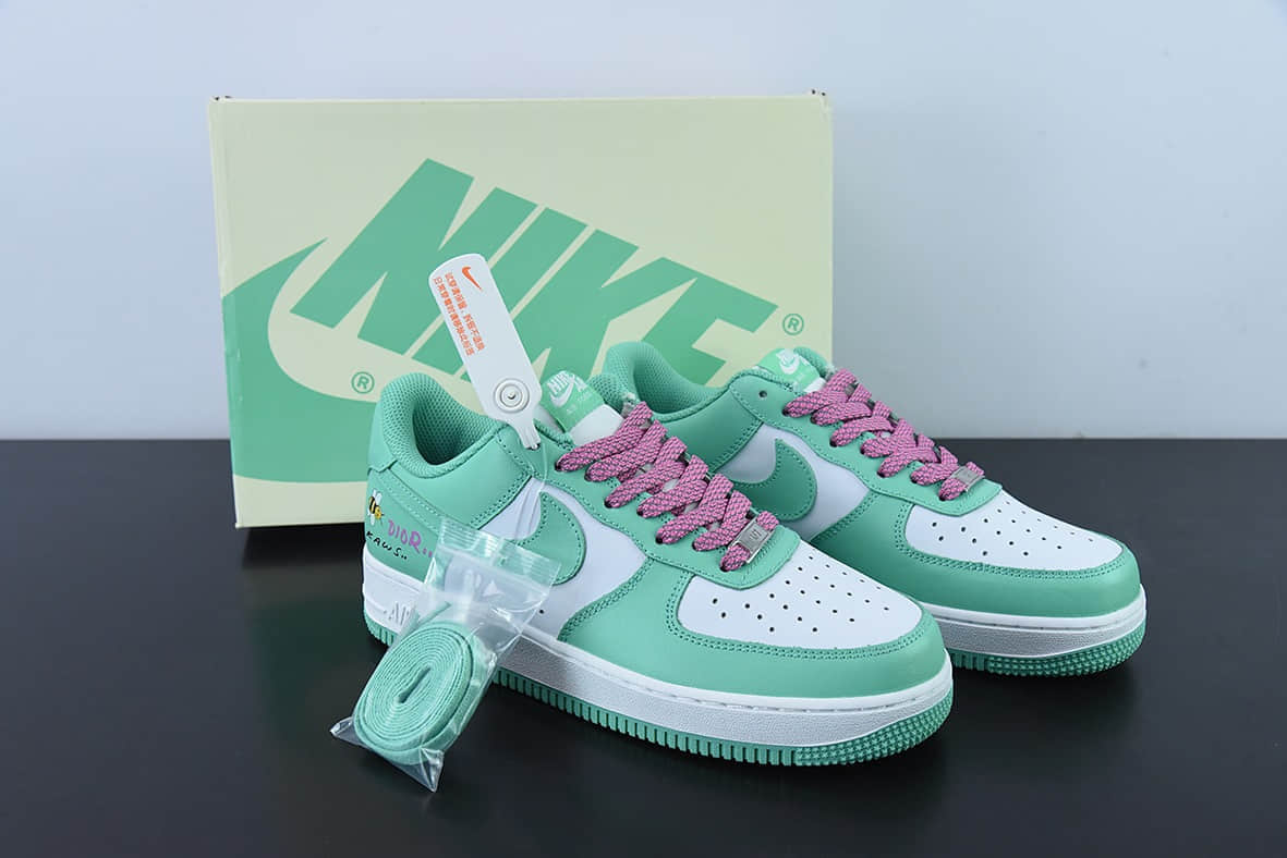 耐克NIke Air Force 1 '07 Low “蒂夫尼绿迪奥联名”空军一号低帮休闲板鞋纯原版本 货号：BS8871-104