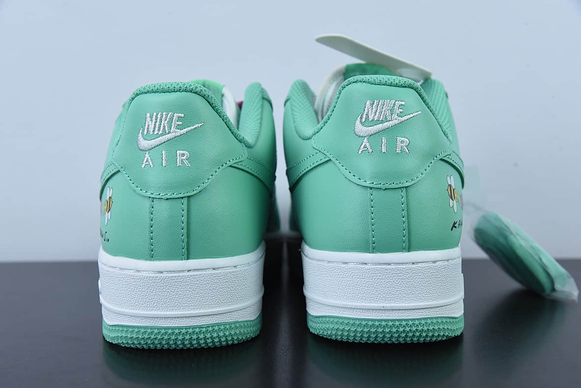 耐克NIke Air Force 1 '07 Low “蒂夫尼绿迪奥联名”空军一号低帮休闲板鞋纯原版本 货号：BS8871-104