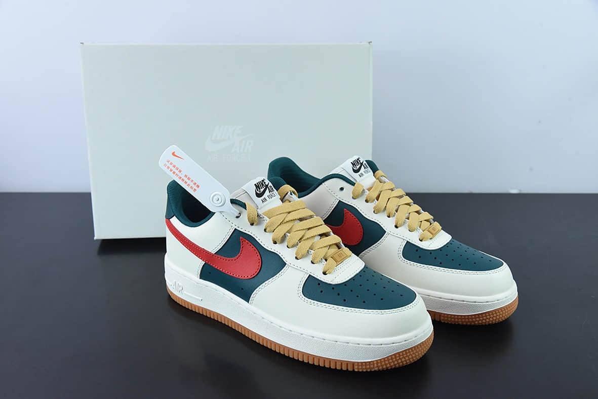 耐克Nike By You Air Force 1'07 Low Retro SP白绿暗红空军一号低帮休闲板鞋纯原版本 货号：FD9063-163