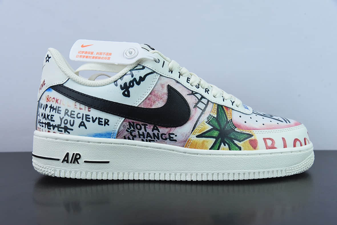 耐克Nike VLONE x Nike Air Force 1 潮牌联名超限量款 EDC陈冠希联名白蓝红涂鸦空军一号低帮休闲板鞋纯原版本 货号：GT6969-198