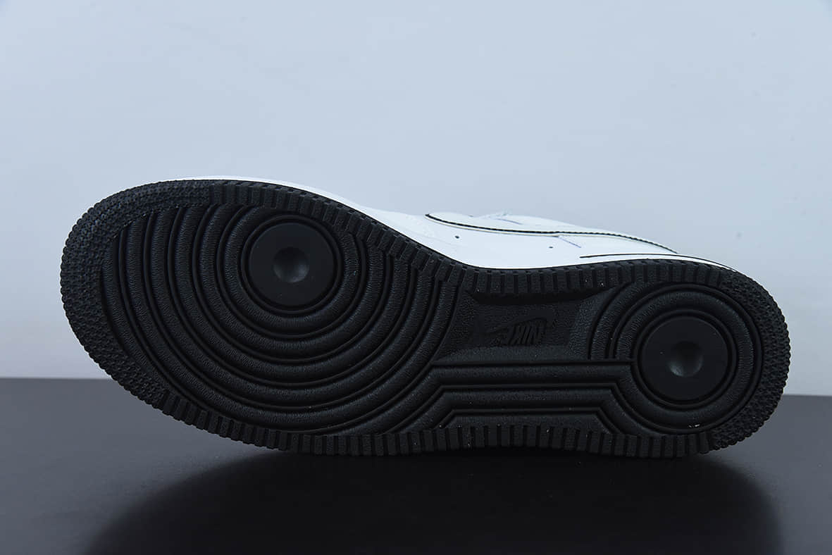 耐克Nike Air Force 1 Low 白黑高达空军一号低帮百搭休闲运动板鞋纯原版本 货号：KK1256-657
