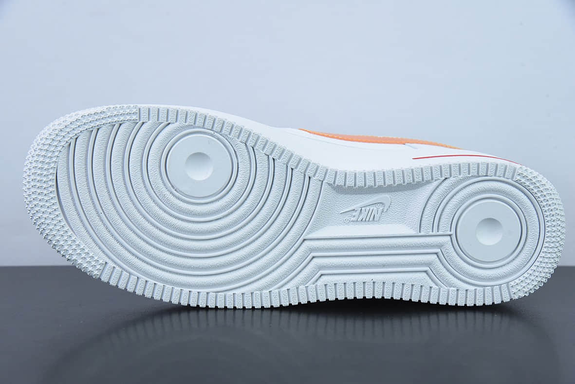 耐克Nike Air Force 1’07 LowJumbo Swoosh Orange白橙渐变大钩空军一号低帮休闲板鞋纯原版本 货号：DV3505-100