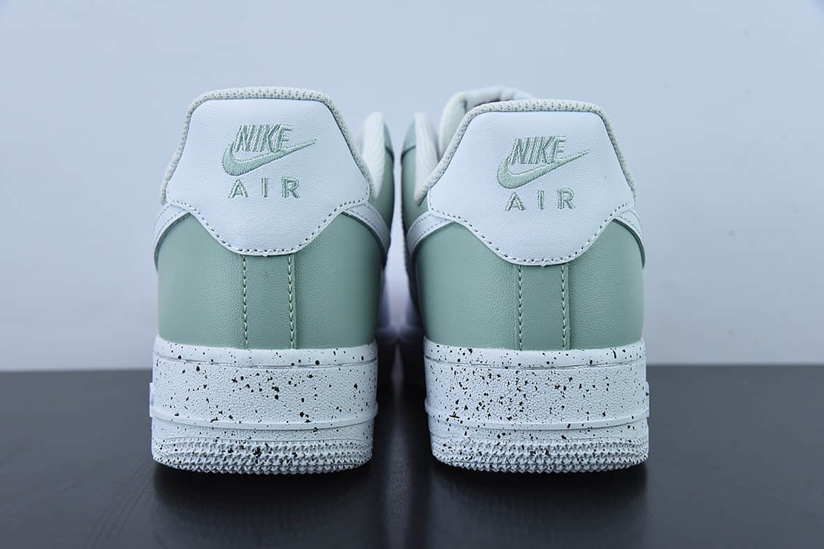 耐克Nike Air Force 1 '07 LowWhiteMatcha GreenGrey渐变白抹茶绿灰泼墨空军一号经典低帮休闲板鞋纯原版本 货号：MM6023-336