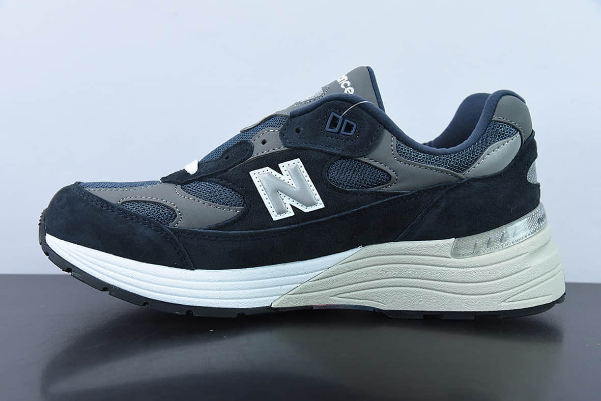 新百伦New Balance NB992总统海军蓝复古慢跑鞋纯原版本 货号：M992GG