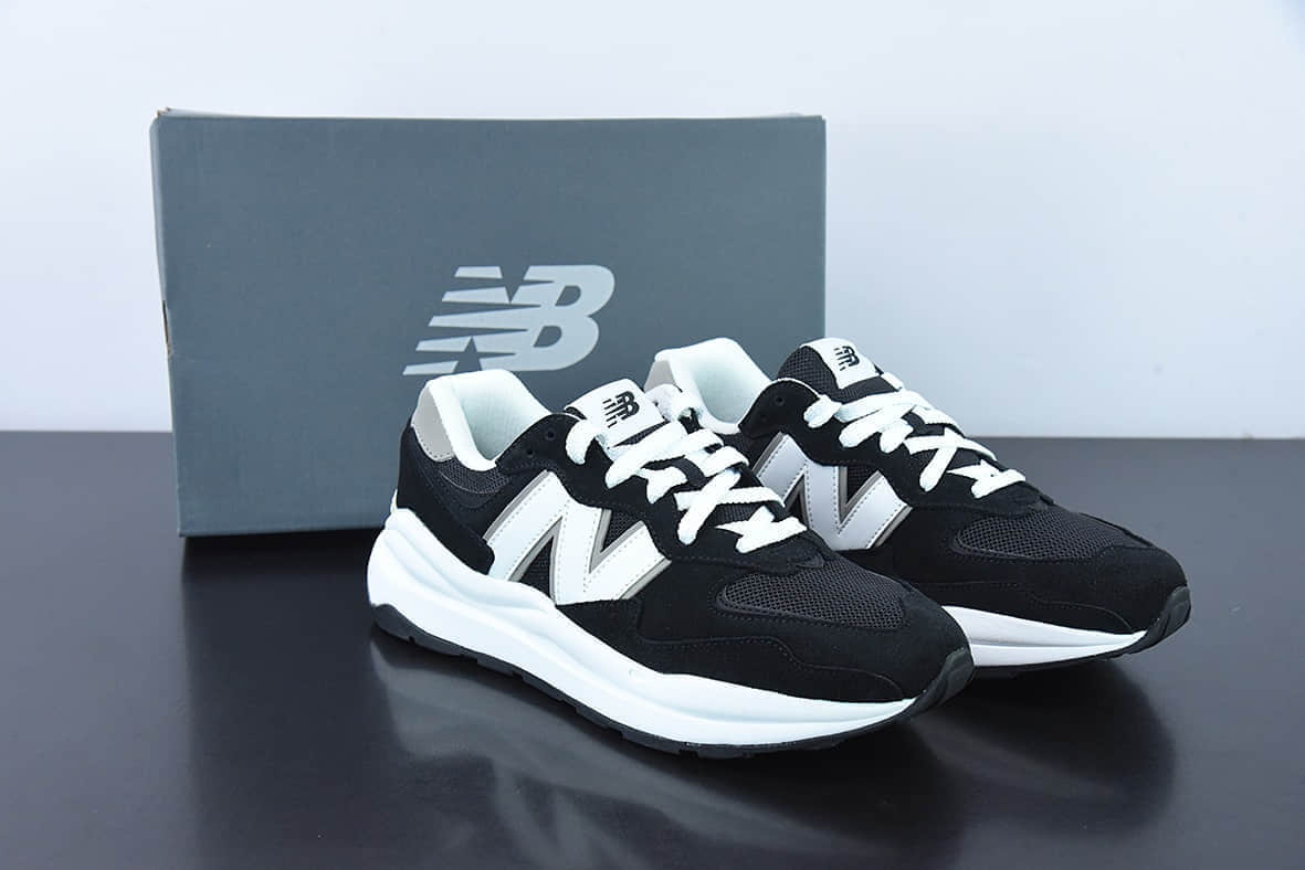 新百伦New Balance M5740 黑白熊猫复古休闲慢跑鞋纯原版本 货号： M5740CB