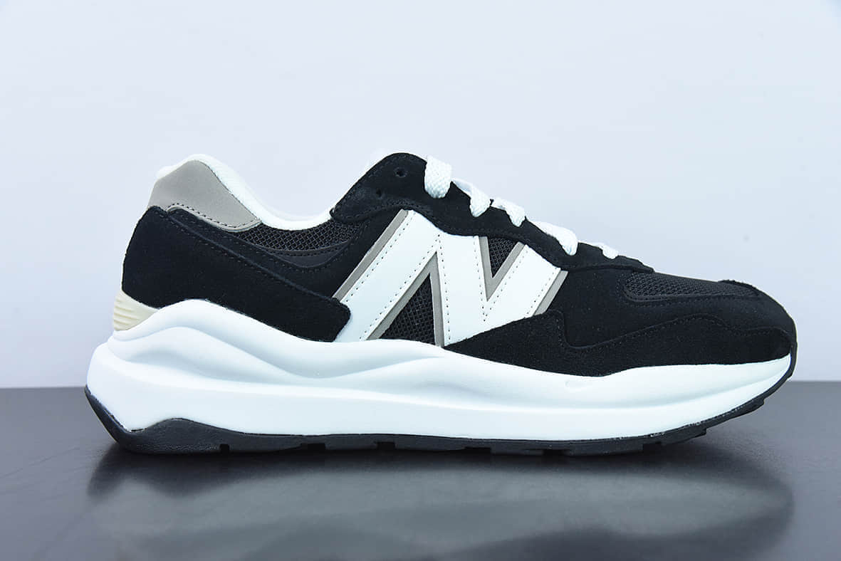 新百伦New Balance M5740 黑白熊猫复古休闲慢跑鞋纯原版本 货号： M5740CB