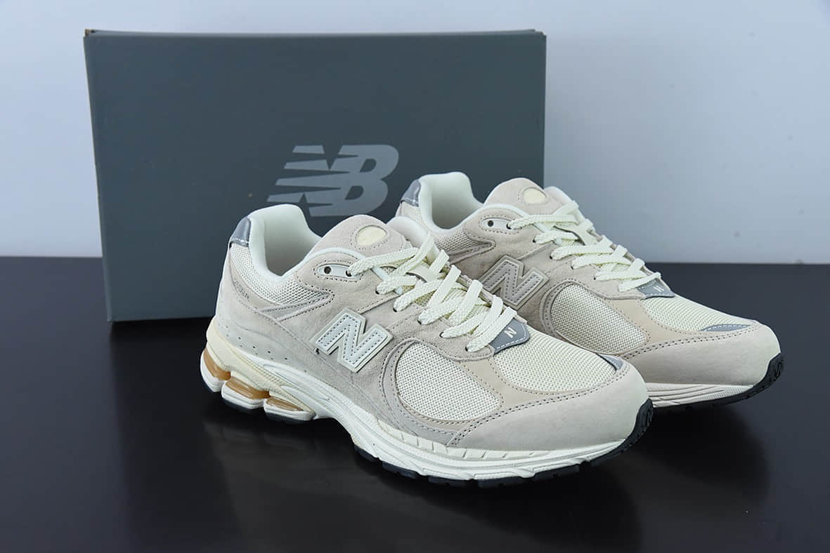 新百伦New Balance Refined Future 米灰色 2002R系列复古休闲跑步鞋纯原版本 货号：M2002RCC