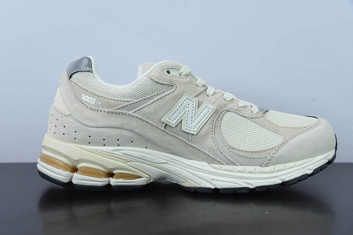 新百伦New Balance Refined Future 米灰色 2002R系列复古休闲跑步鞋纯原版本 货号：M2002RCC