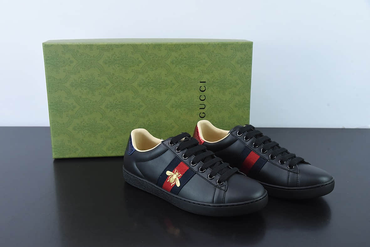 古驰Gucci Ace Embroidered Low-Top 皮革黑深蓝红小蜜蜂拼色刺绣系列经典低帮百搭休闲运动小白板鞋纯原版本 货号：429446 A38G0 1284