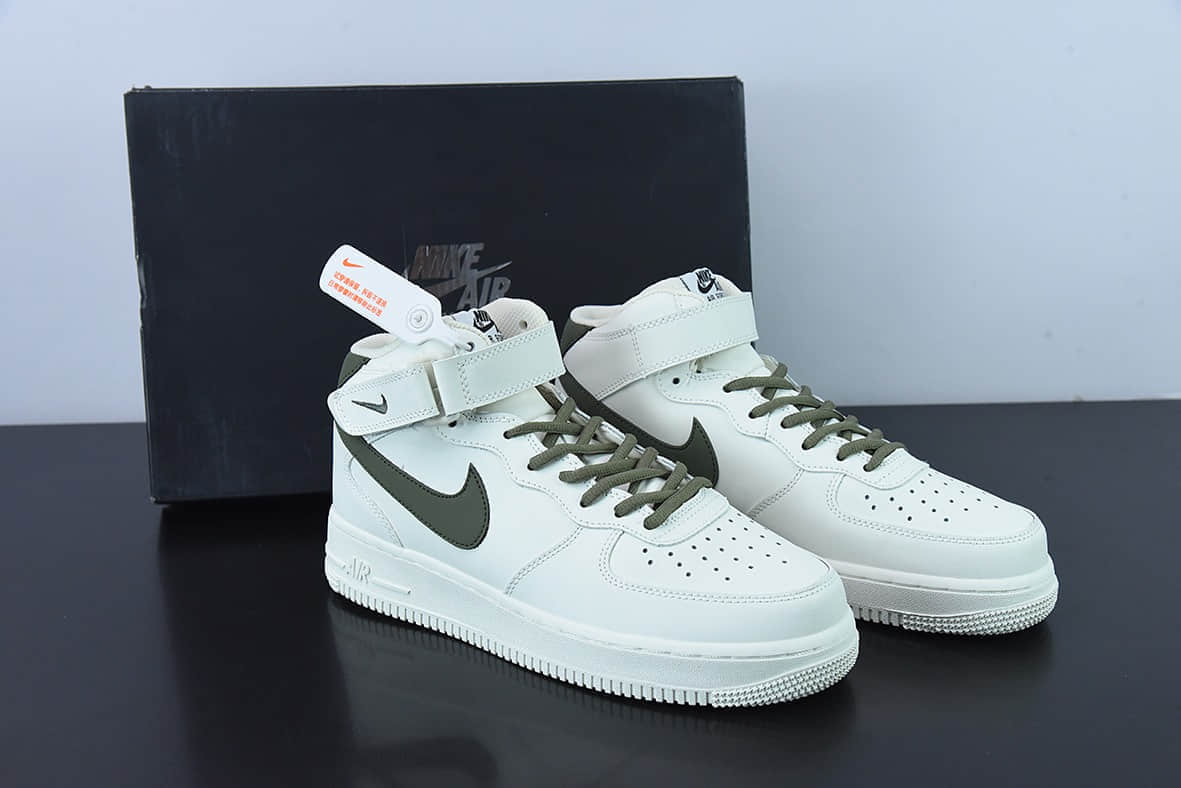 耐克 Nike Air Force 1 High '07 '白绿空军一号经典高帮休闲板鞋纯原版本 货号：LZ6819-608