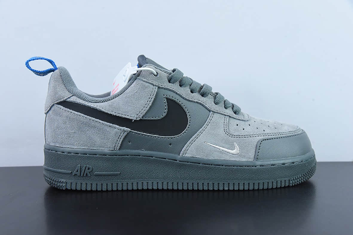 耐克Nike Air Force 1 翻毛深灰蓝黑小双钩空军一号低帮休闲板鞋纯原版本 货号：DO6709-002