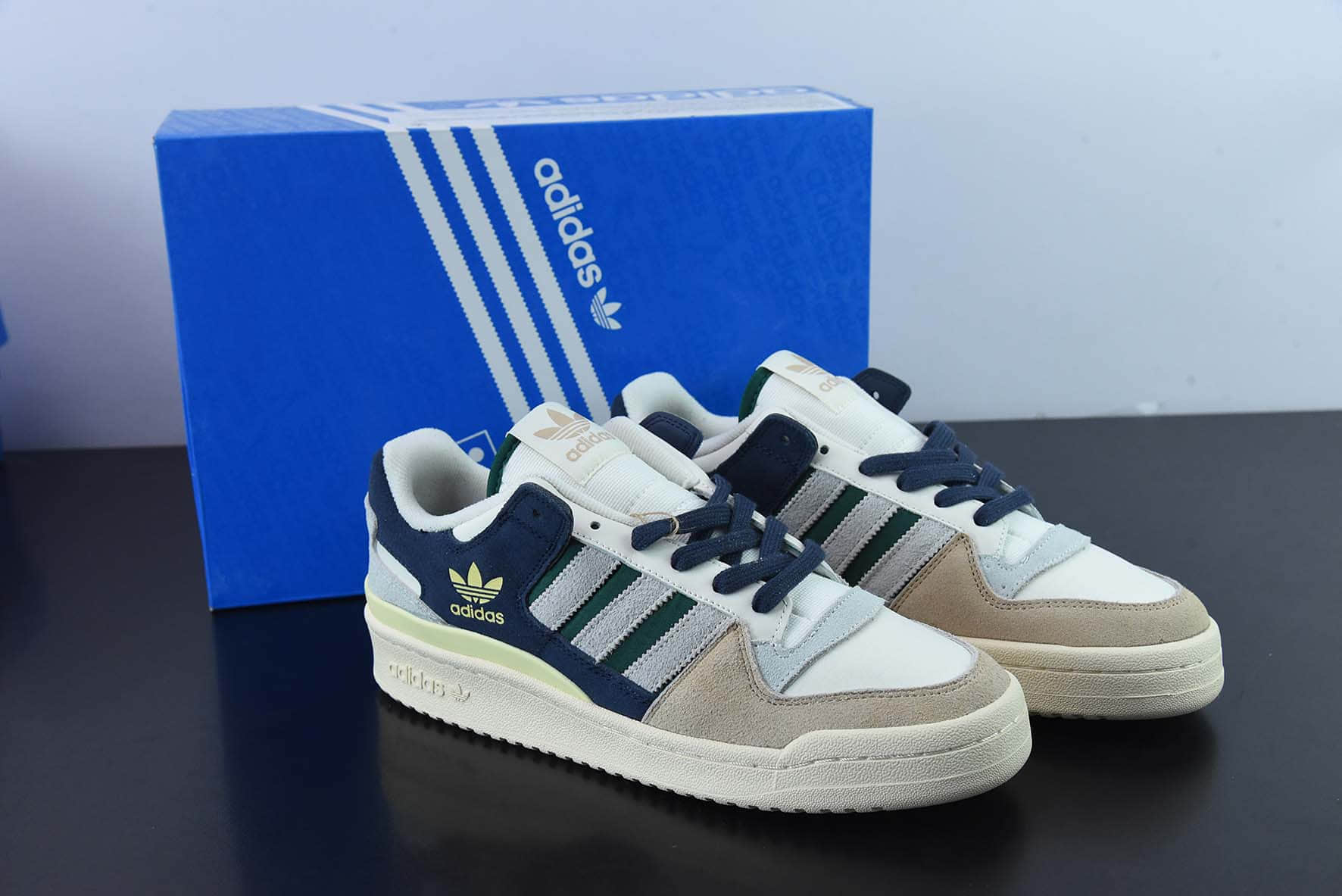 阿迪达斯Adidas originals Forum 84 Low白蓝绿低帮复古运动休闲鞋纯原版本 货号：GW4332