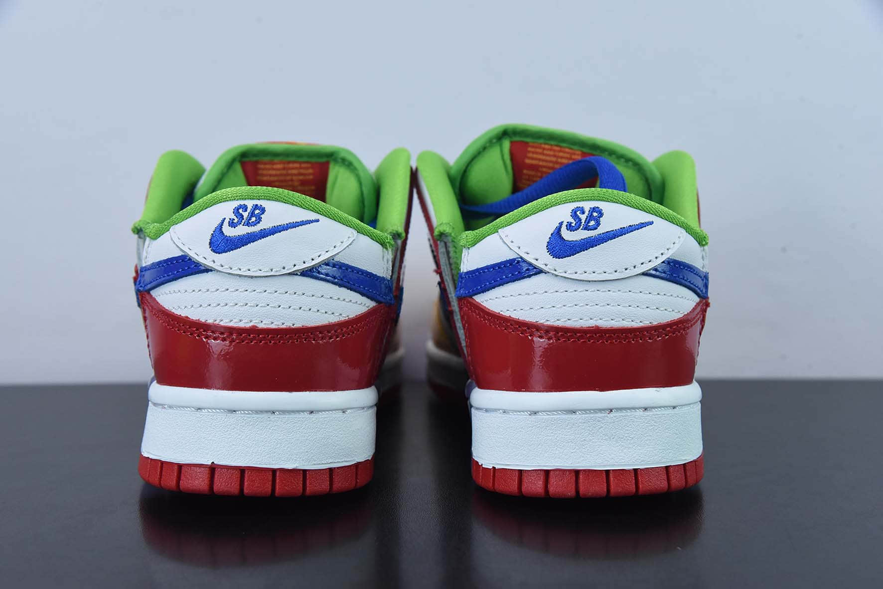 耐克Nike eBay x SB DunkLOW红白黄绿切断彩色镂空SB低帮滑板鞋纯原版本 货号：FD8777-100