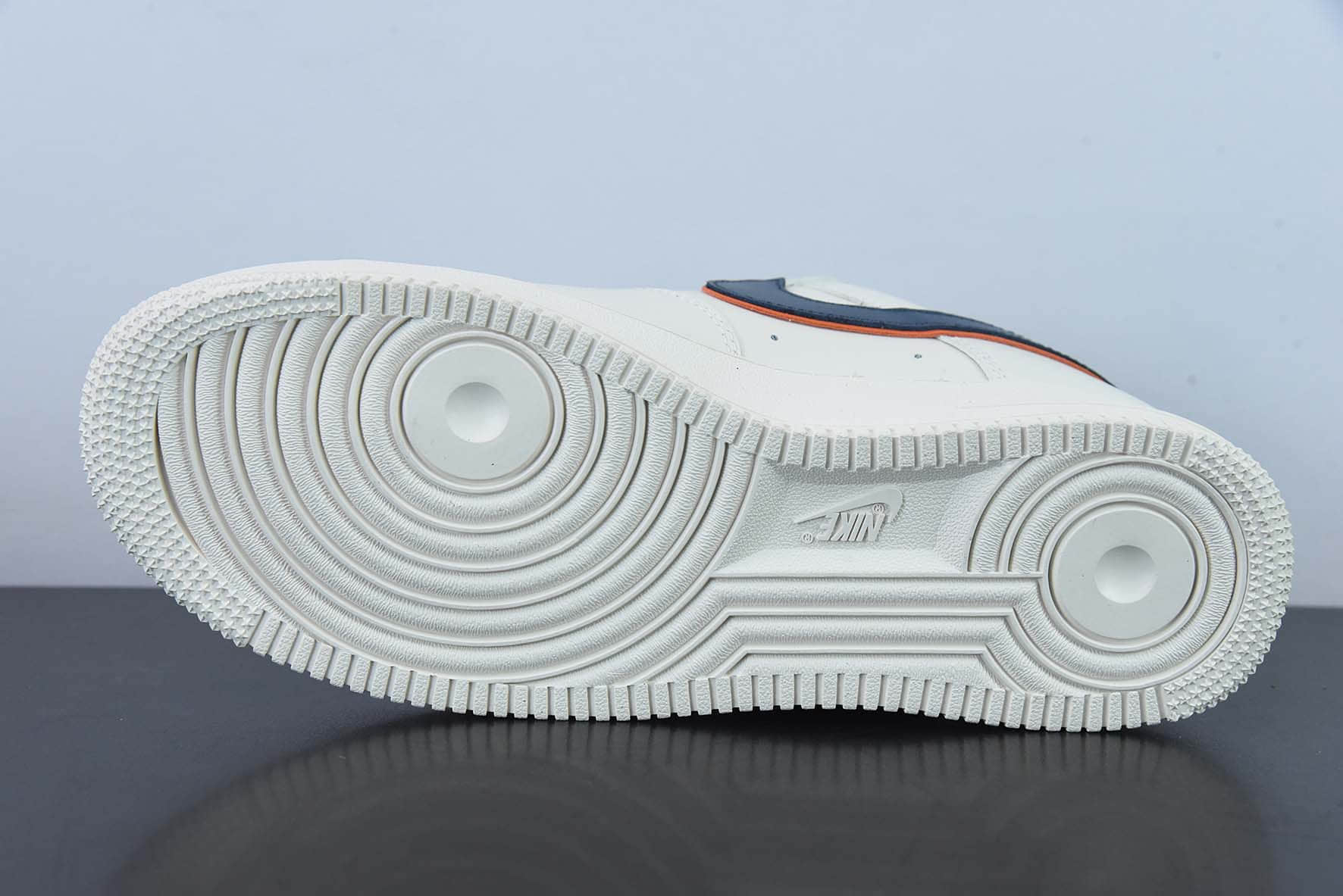 耐克Nike Air Force 1 '07 LowChina中国限定米黄白海军蓝橙空军一号低帮休闲板鞋纯原版本 货号：BS8871-101