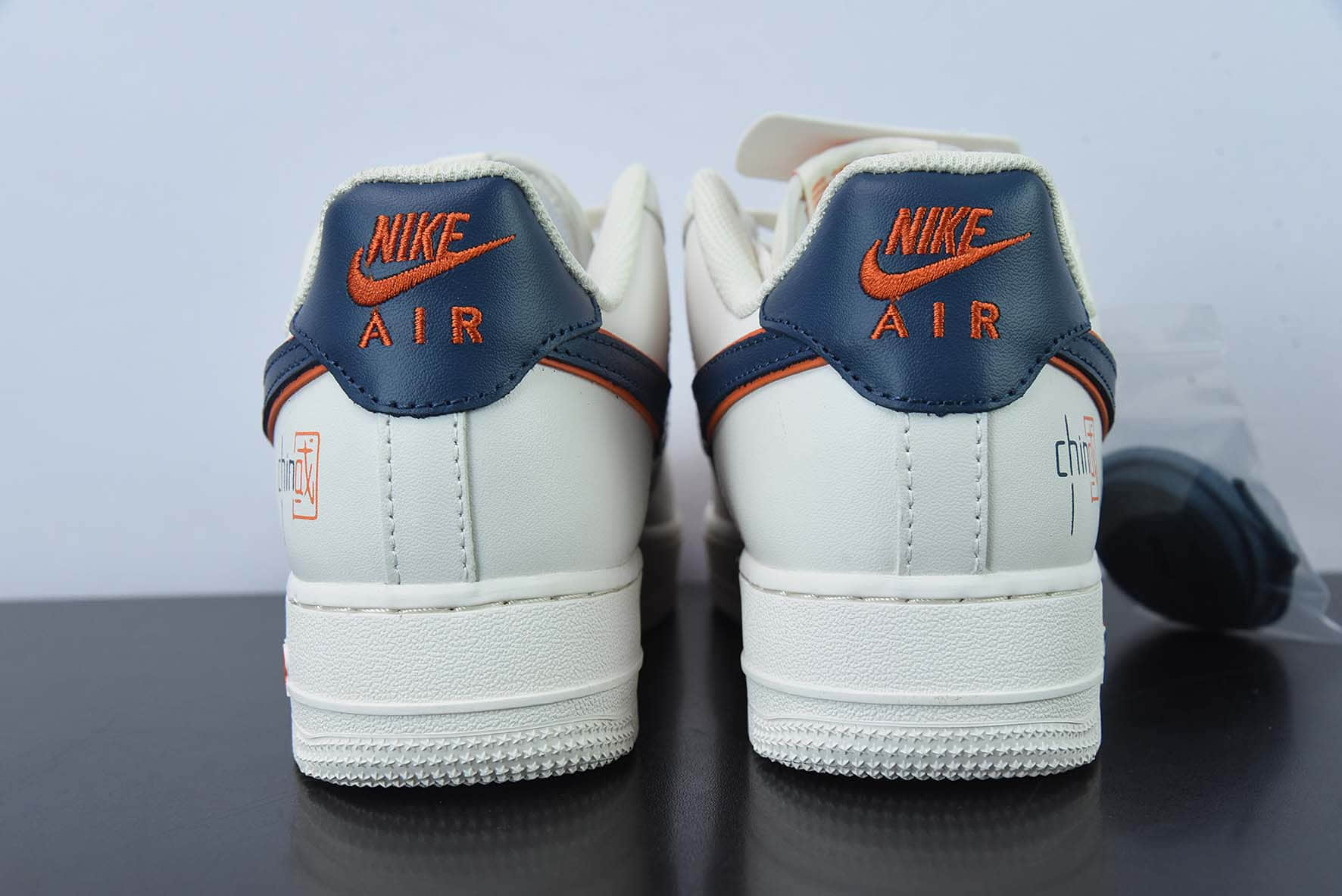 耐克Nike Air Force 1 '07 LowChina中国限定米黄白海军蓝橙空军一号低帮休闲板鞋纯原版本 货号：BS8871-101