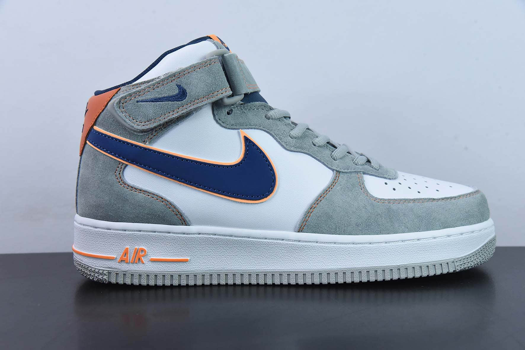 耐克Nike Air Force 1 Mid 灰蓝橙麂皮空军一号中帮休闲板鞋纯原版本 货号：CQ5059-203