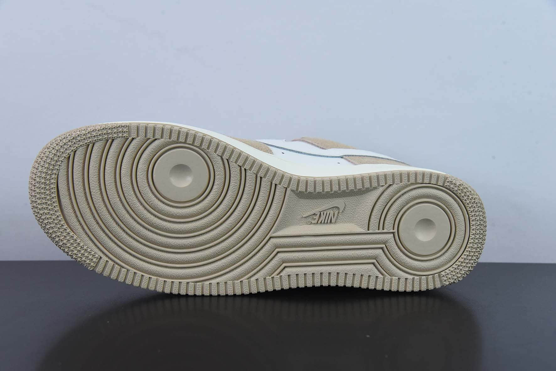 耐克Nike Air Force 1 Low ’07 麂皮白棕小麦空军一号低帮休闲板鞋纯原版本 货号：LZ6699-522