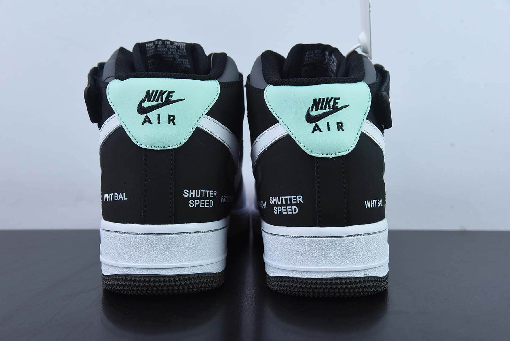 耐克Nike Air Force 1'07 Mid Camcorder 黑白灰摄影机空军一号中帮休闲板鞋纯原版本 货号：CN6863-502