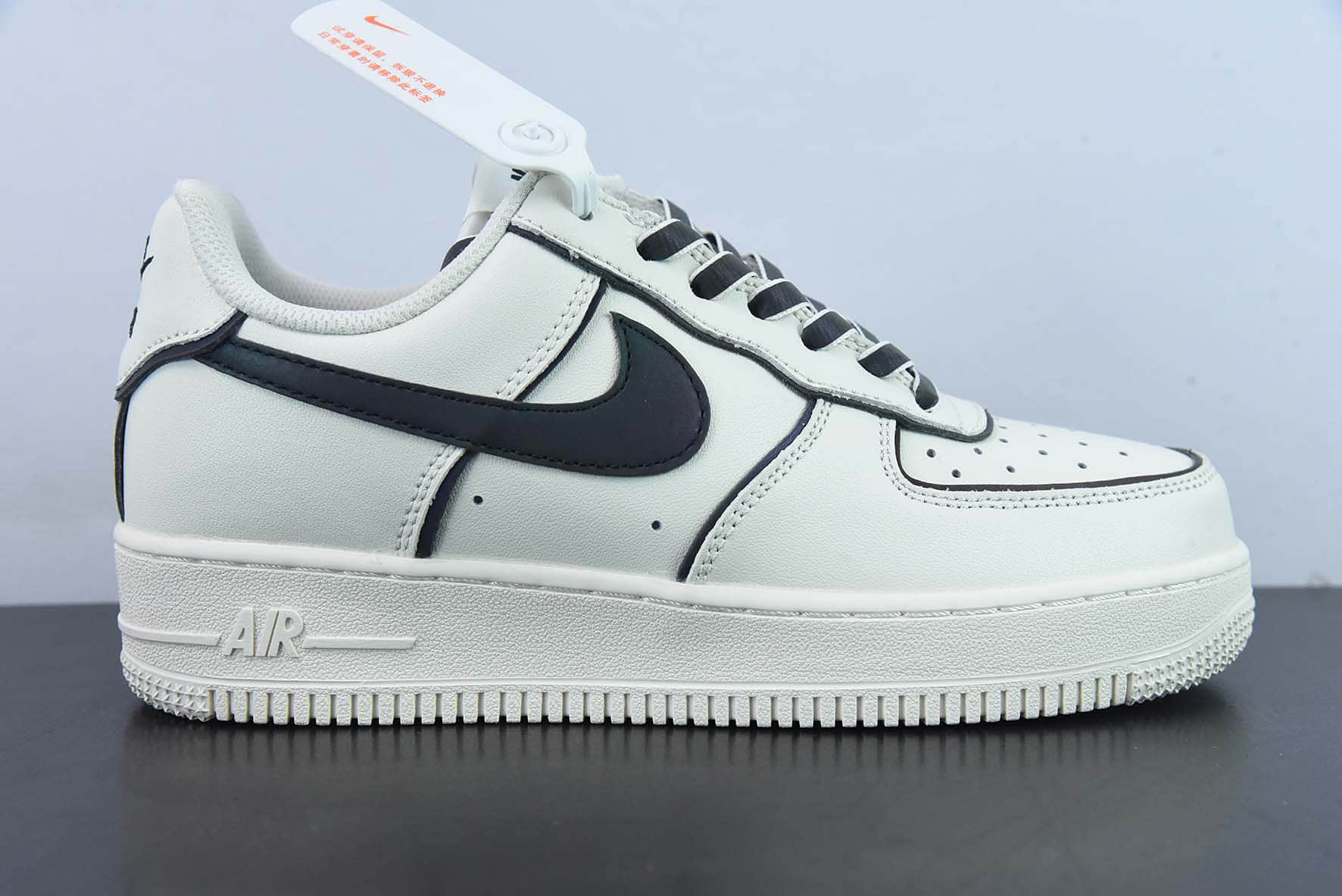 耐克Nike Air Force 1 '07 Low 米黑炫彩“夜魔侠”空军一号低帮运动休闲板鞋纯原版本 货号：BQ0086-365