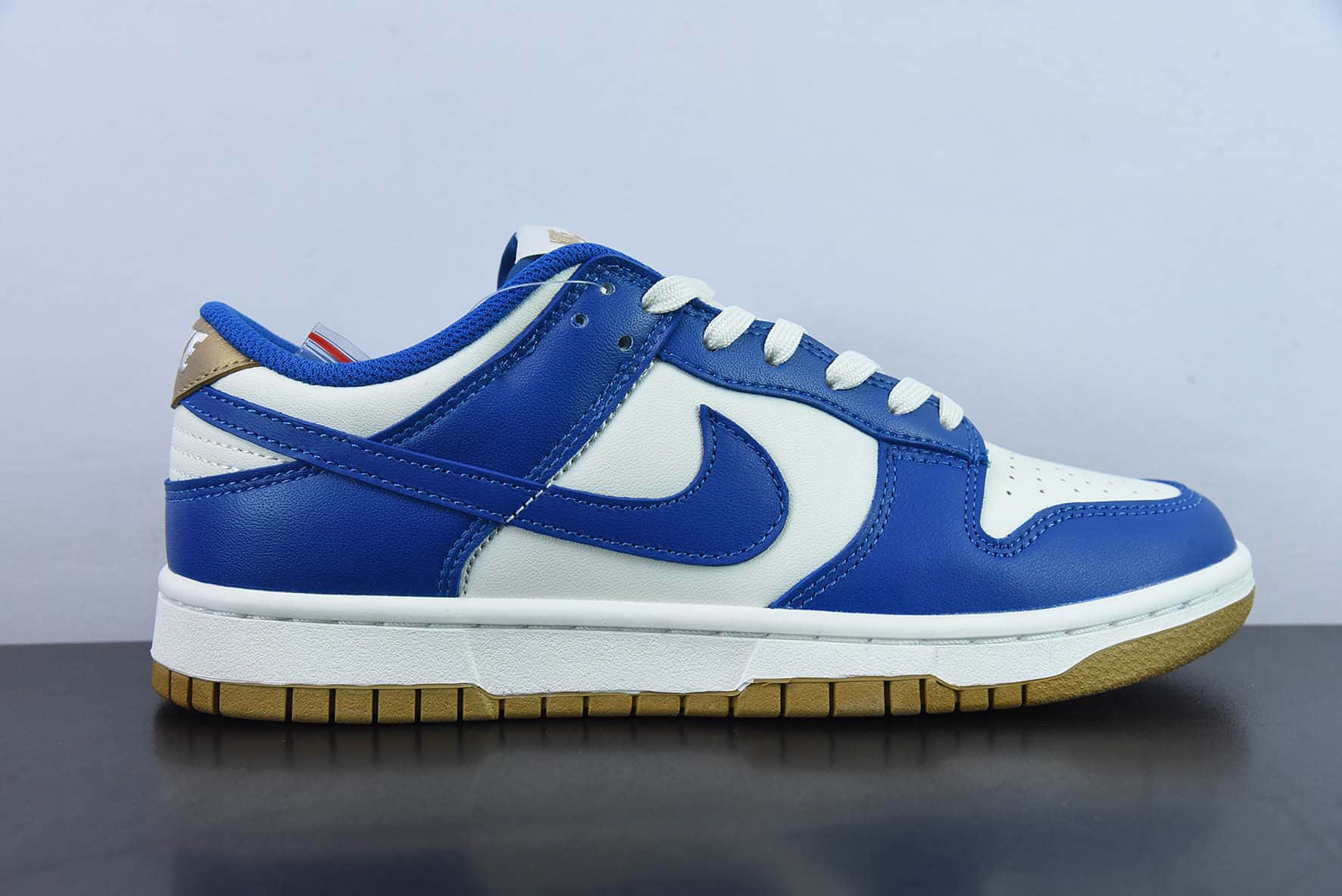 耐克Nike SB Dunk LowGold Blue白宝蓝金扣篮系列低帮休闲运动滑板板鞋纯原版本 货号：FB7173-141