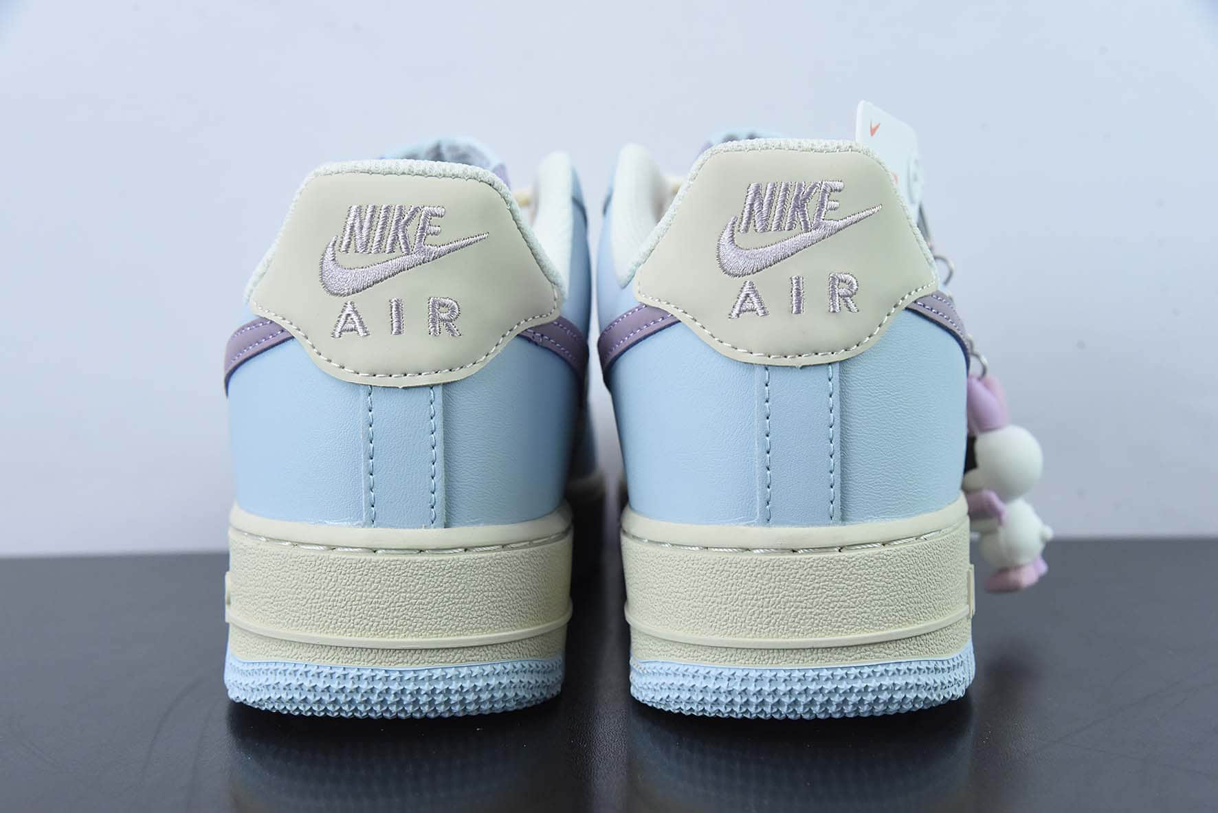 耐克Nike Air Force 1'07 Low Jade Hare玉兔空军一号低帮休闲板鞋纯原版本 货号：CW0088-111