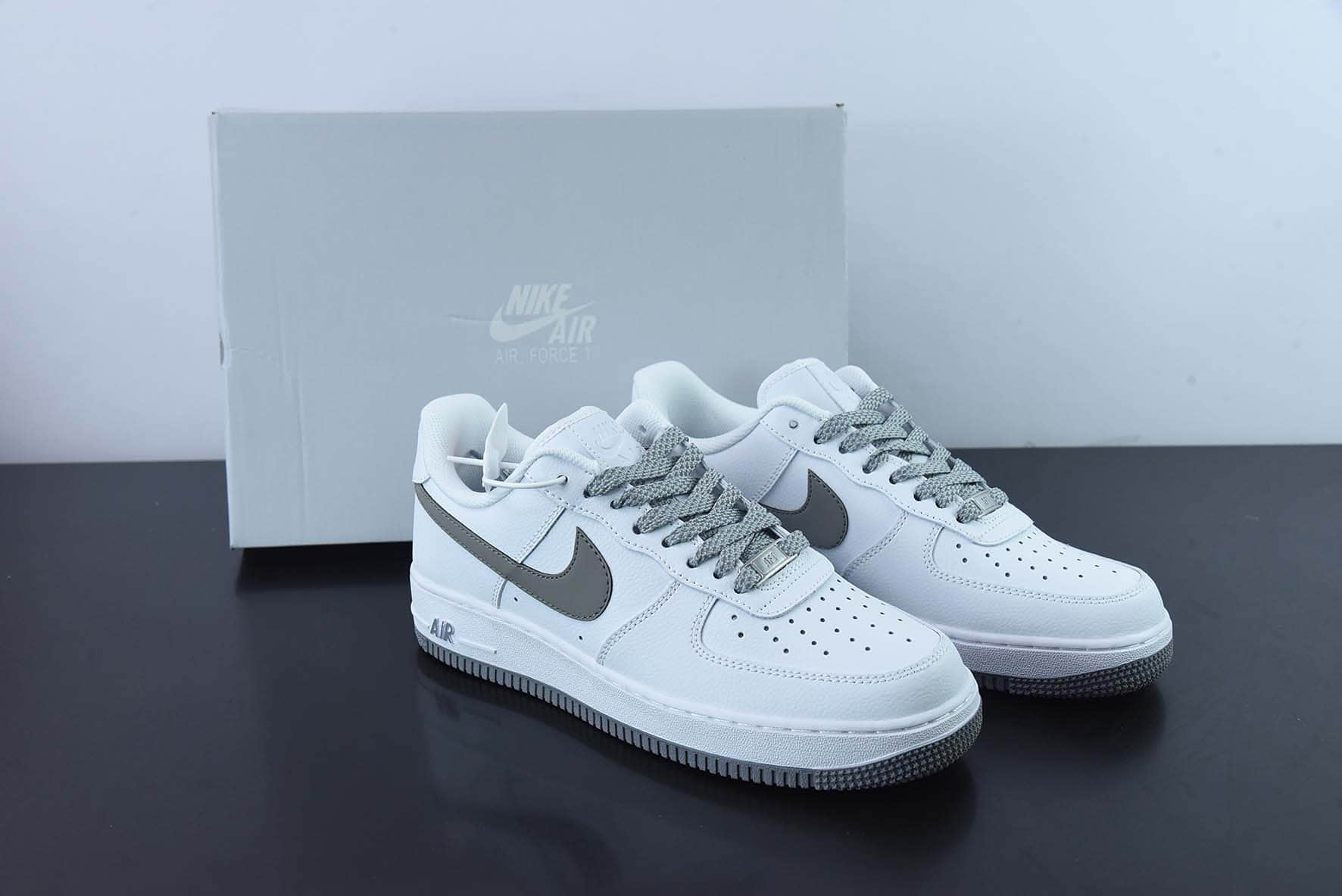 耐克Nike Air Force 1'07 Low 白灰满天星空军一号低帮休闲板鞋纯原版本 货号：AH0286-111