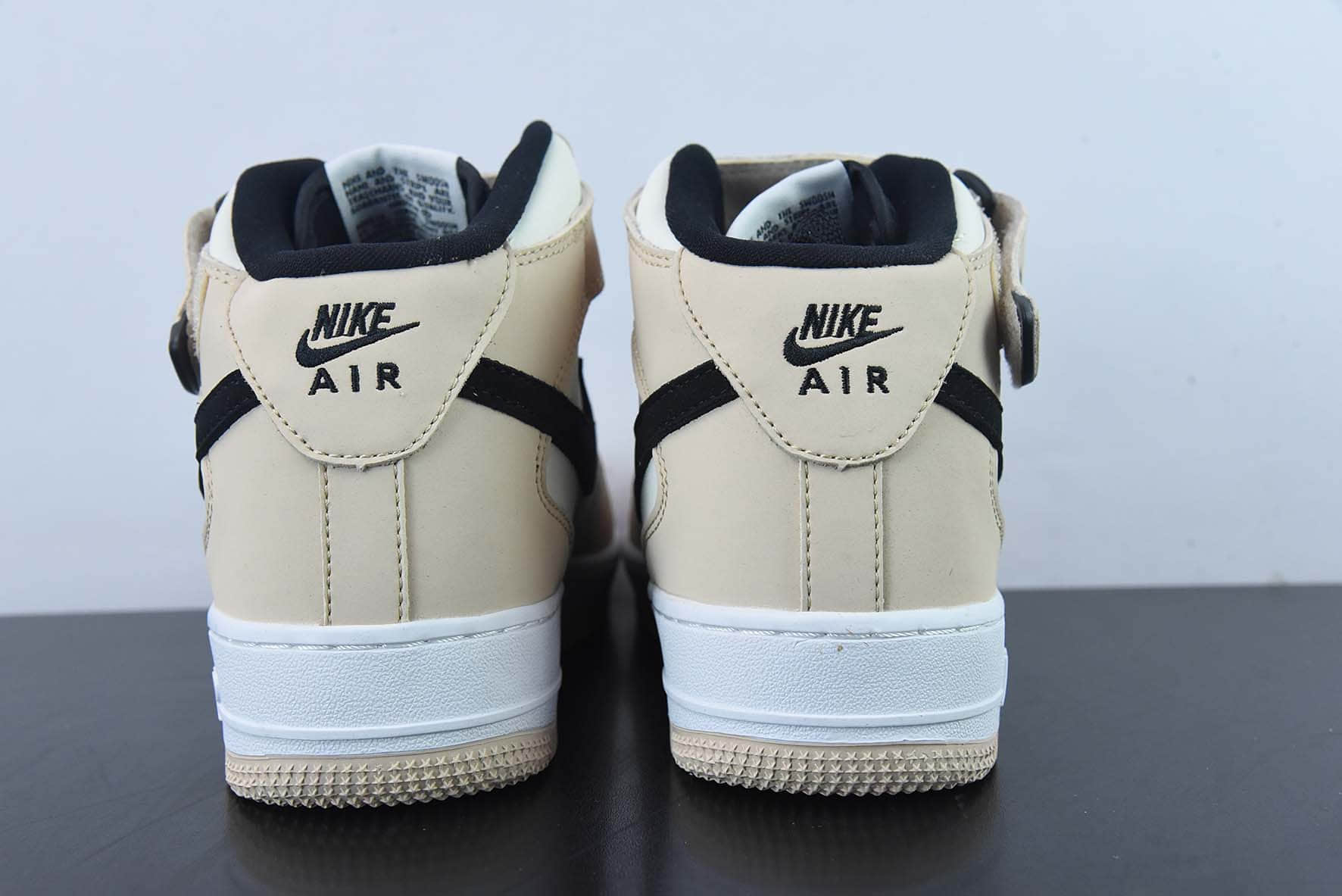 耐克Nike Air Force 1 Mid '07 “米黄黑”奶茶配色中帮空军一号休闲板鞋纯原版本 货号：HD2523-156