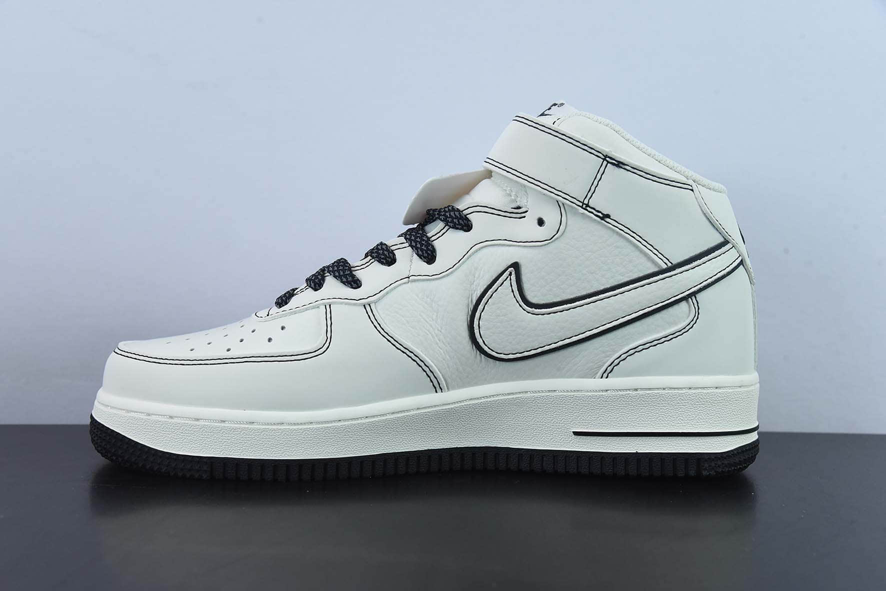 耐克Nike Undefeated x Nk Air Force 1'07 Mid 夜魔侠空军一号中帮休闲板鞋纯原版本 货号：GB5969-001