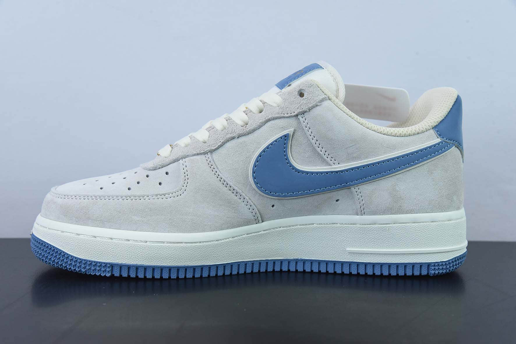 耐克Nike Air Force 1 Low ’07 小勾蓝麂皮空军一号低帮休闲板鞋纯原版本 货号：KK5636-210