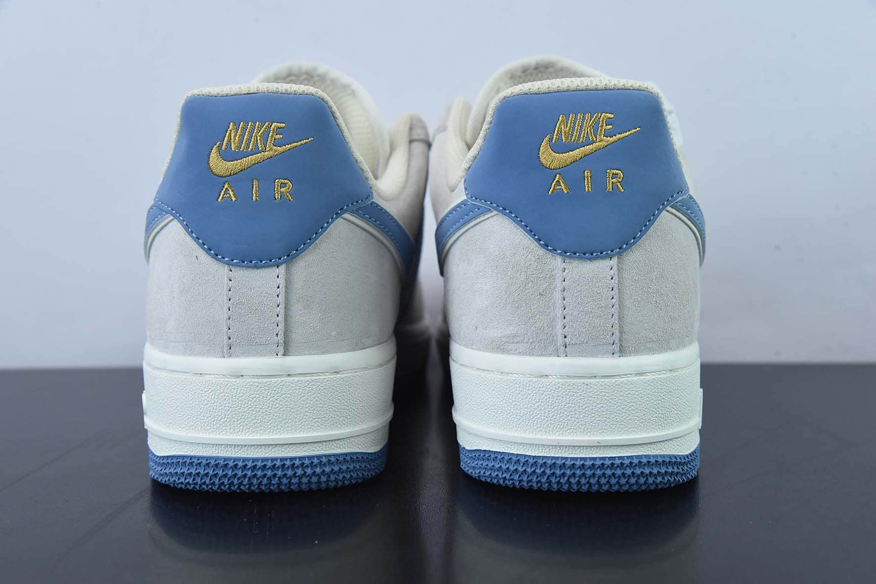 耐克Nike Air Force 1 Low ’07 小勾蓝麂皮空军一号低帮休闲板鞋纯原版本 货号：KK5636-210