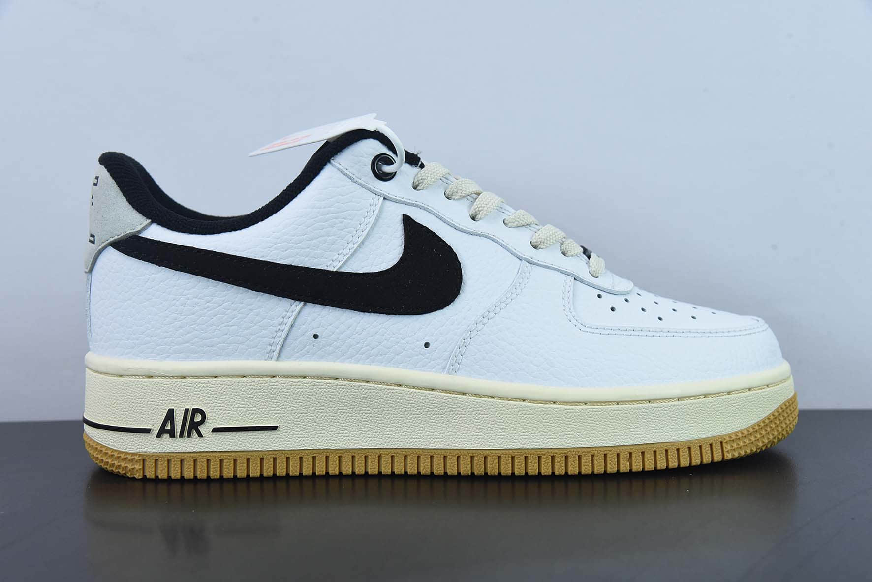 耐克Nike Air Force 1 AF1 白黑灰尾生胶底空军一号低帮休闲板鞋纯原版本 货号：DR0148-101