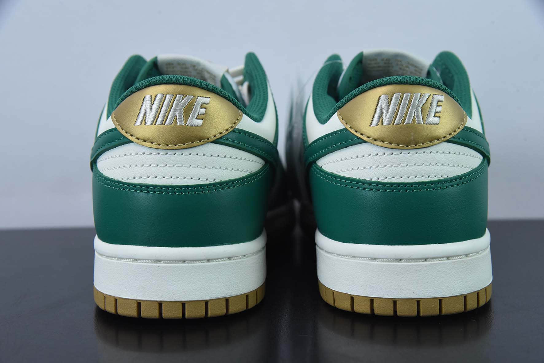 耐克Nike SB Dunk Low Green and Gold 白绿金配色SB低帮休闲滑板鞋纯原版本 货号：FB7173-131