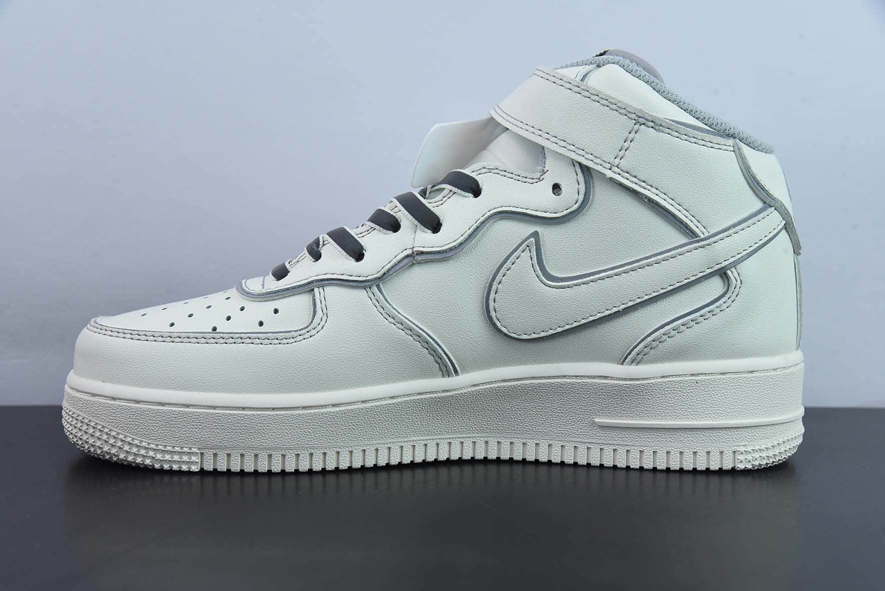 耐克NIke Air Force 1 '07 Mid 米白灰“夜魔侠”空军一号中帮运动休闲板鞋纯原版本 货号：AQ1218-118