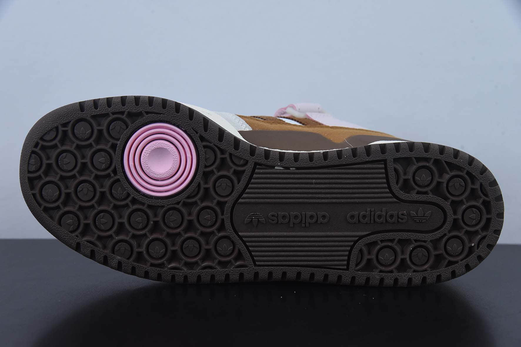 阿迪达斯Adidas Originals Forum 84 Low 罗马系列皮革草莓巧克魔术贴低帮复古系带百搭休闲运动板鞋纯原版本 货号：GY6783