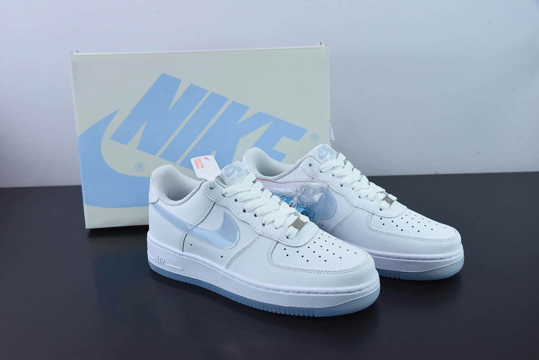 耐克Nike Air Force 1 Low '07 白水月配色空军一号低帮休闲板鞋纯原版本 货号：WU5696-033