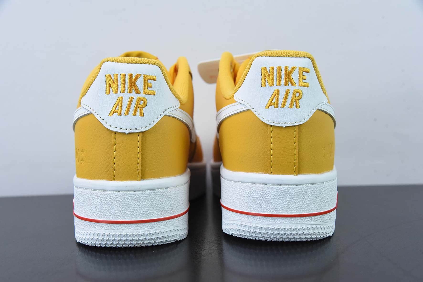 耐克Nike Air Force 1 '07 Low 白橙黄红小勾空军一号低帮运动休闲板鞋纯原版本 货号：DQ7582-700