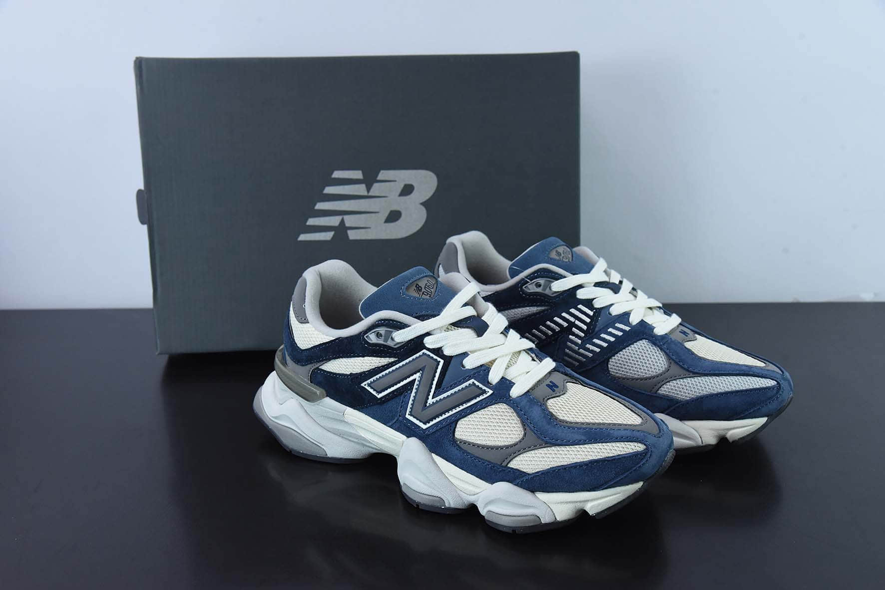 新百伦New BalanceJoe Freshgoods x New Balance NB9060联名款米灰海军蓝复古休闲运动慢跑鞋纯原版本 货号：U9060IND