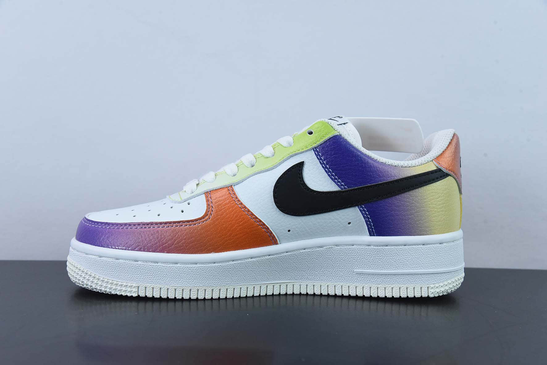 耐克Nike Air Force 1 '07 LowWhiteBlack-Bright Maroon皮革白黑渐变扎染空军一号经典百搭休闲运动板鞋纯原版本 货号：FD0801-100