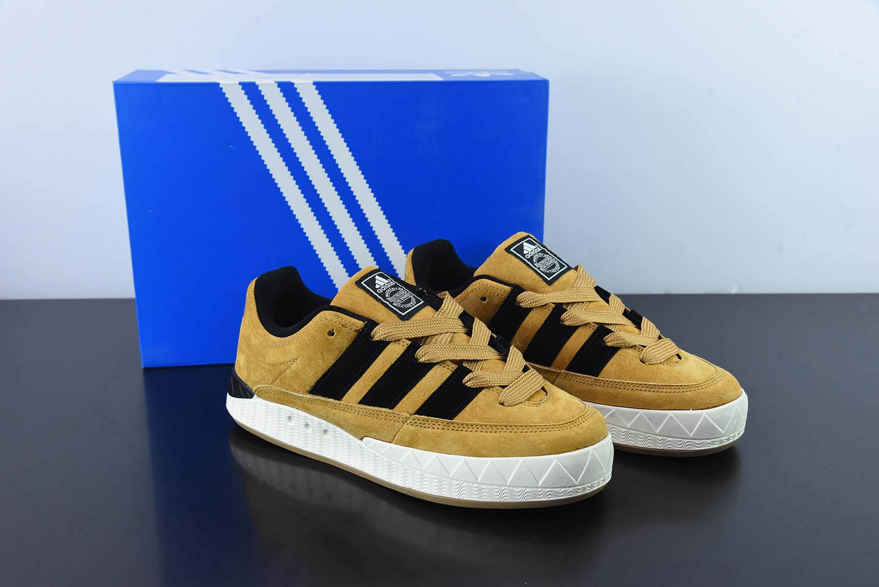阿迪达斯Adidas JZCFF AD Adimatic Low马蒂奇系列棕黄黑低帮复古鲨鱼面包鞋运动休闲滑板板鞋纯原版本 货号：HQ3935