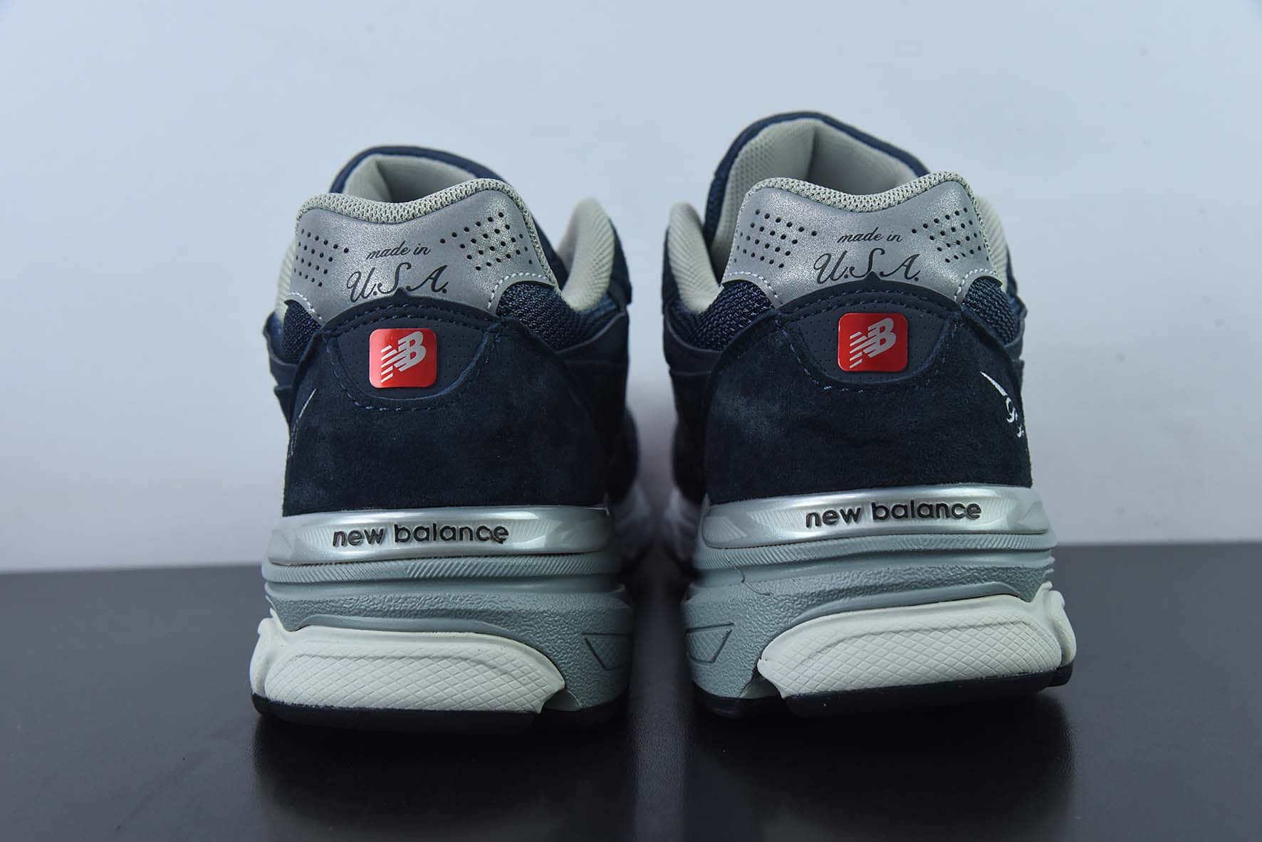 新百伦New Balance Levi's x New Balance NB990V3 海军蓝李维斯联名第三代总统复古慢跑鞋纯原版本 货号： M990NB3