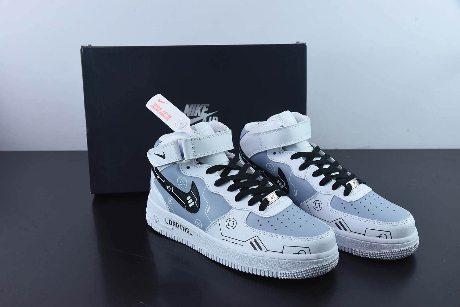 耐克Nike Air Force 1 MID’07 电玩主题黑白灰空军一号中帮休闲板鞋纯原版本 货号：CW2288-115