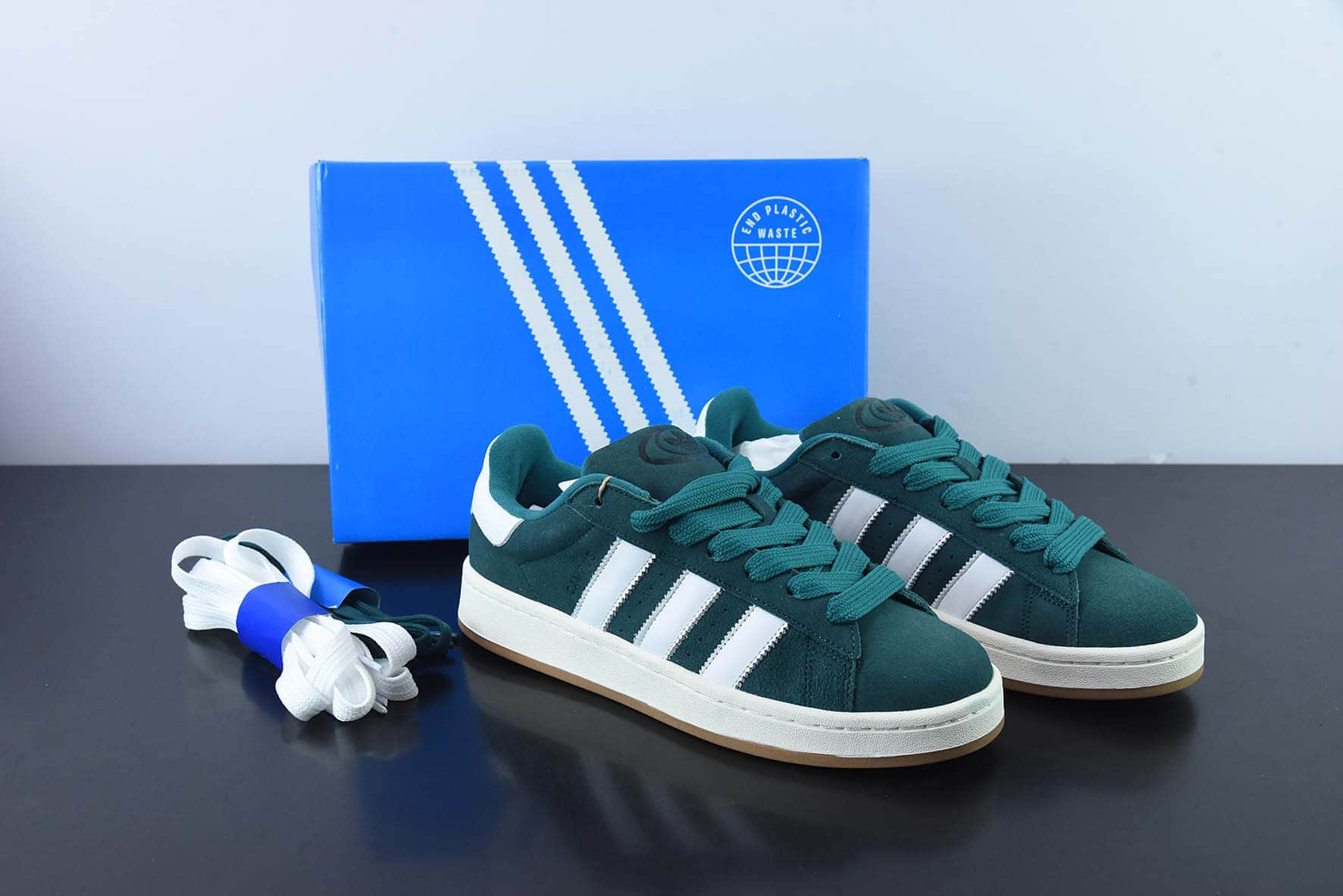 阿迪达斯Adidas Originals Campus 00s 白绿学院系列面包风经典复古低帮百搭休闲运动板鞋纯原版本 货号：HR1467