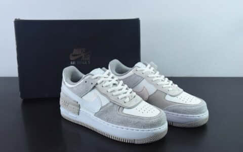 耐克Nike WMNS Air Force 1 Shadow灰粉麂皮全新少女系解构主义设计空军一号马卡龙低帮休闲板鞋纯原版本 货号：FB7172-111
