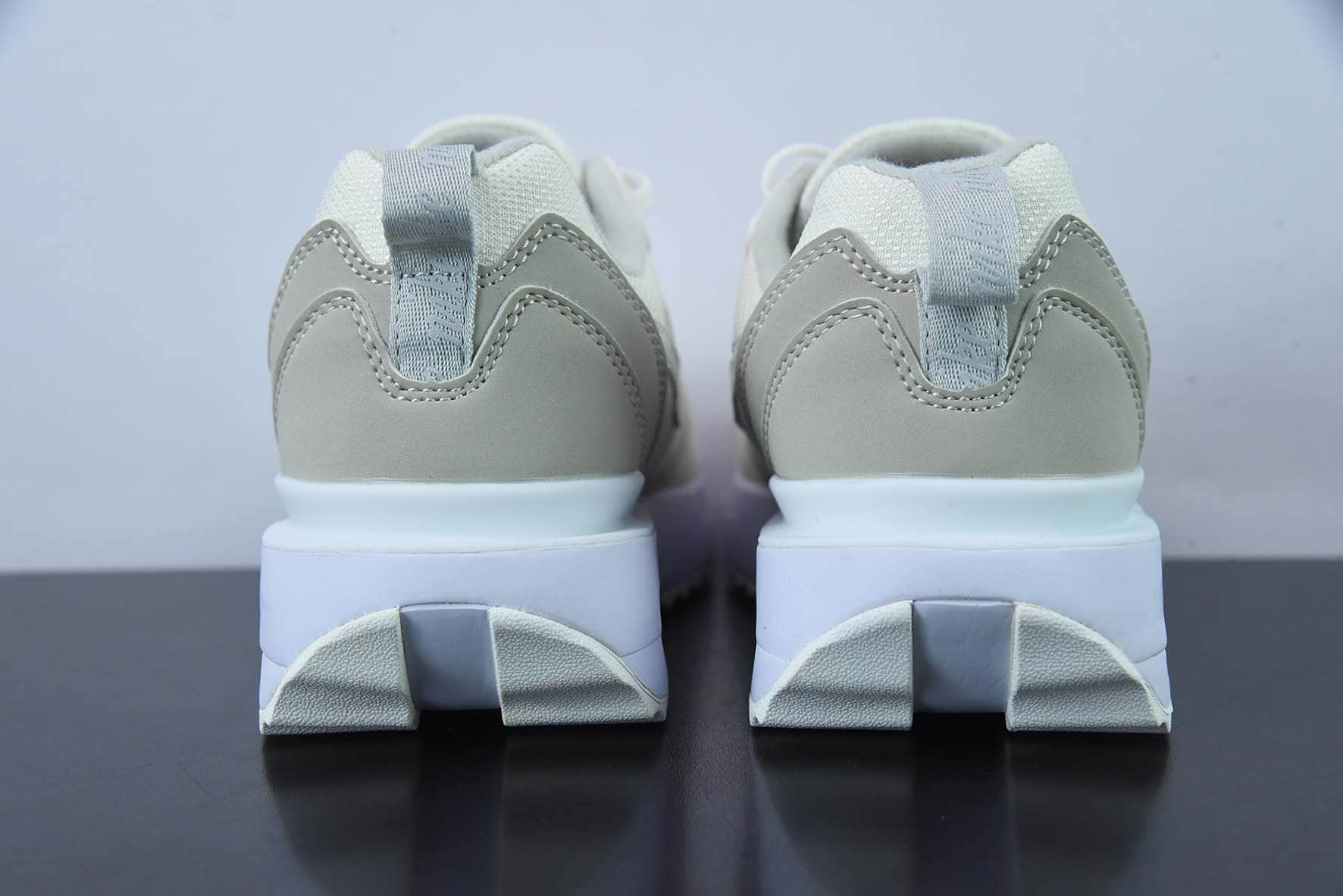 耐克Nike Air Max Dawn 黎明系列灰白缓震气垫跑鞋纯原版本 货号：DM8261-001