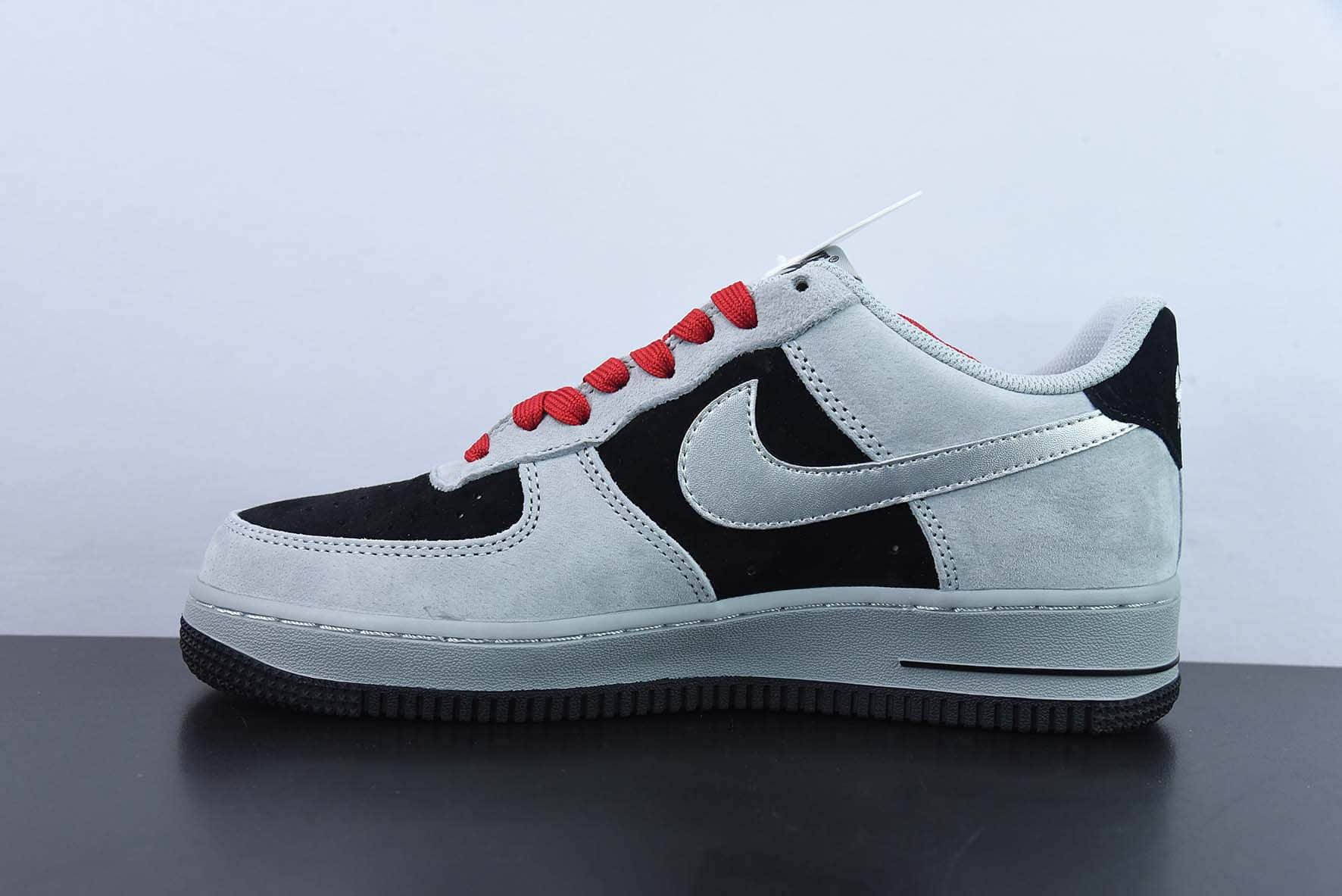 耐克Nike Air Force 1 Low 07 SU19 大友克洋联名灰黑红空军一号低帮休闲板鞋纯原版本 货号：DA0068-123