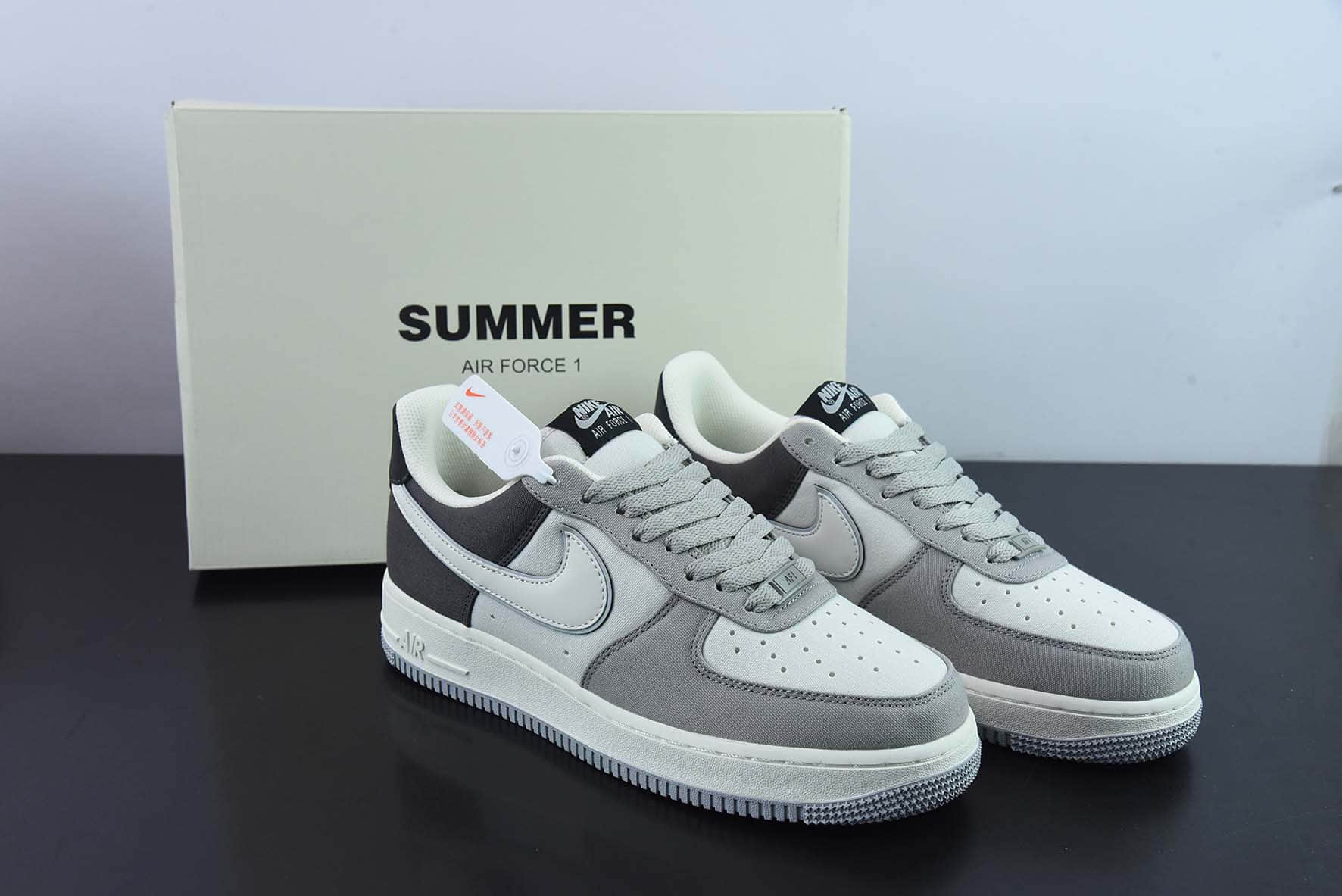 耐克NIke Air Force 1 '07 浅灰黑布面空军一号低帮休闲板鞋纯原版本 货号：DG2296-023