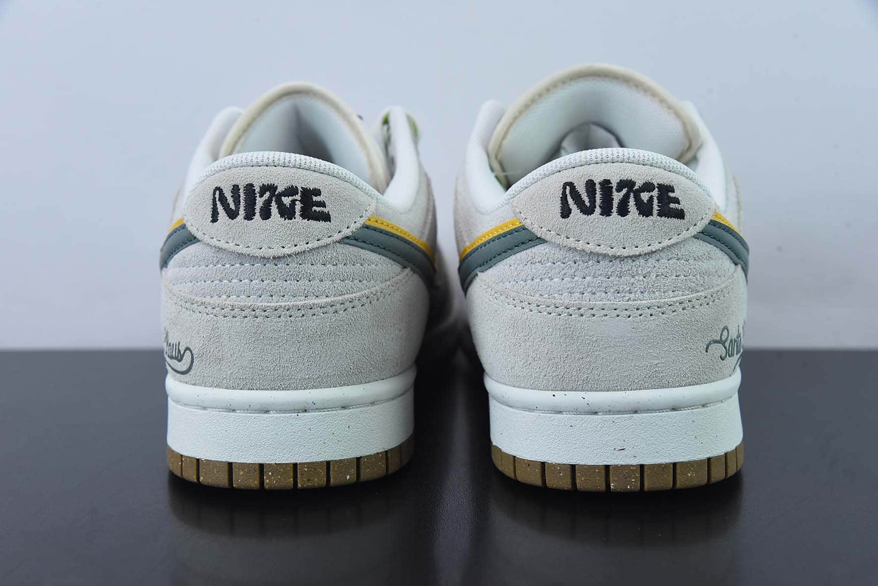 耐克Nike SB Dunk Low 85 绿黄双勾 SB低帮运动休闲板鞋纯原版本 货号：DO9457-111