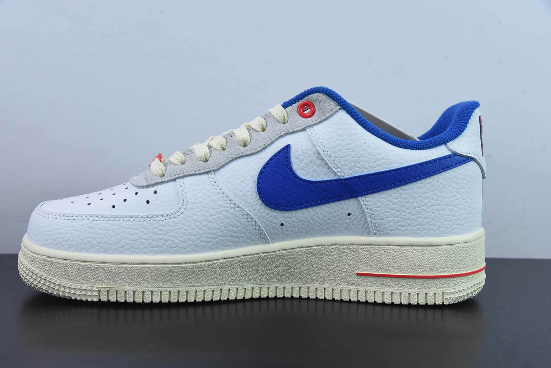 耐克Nike Air Force 1 ’07 白蓝空军一号低帮百搭休闲运动板鞋纯原版本 货号：DR0148-100