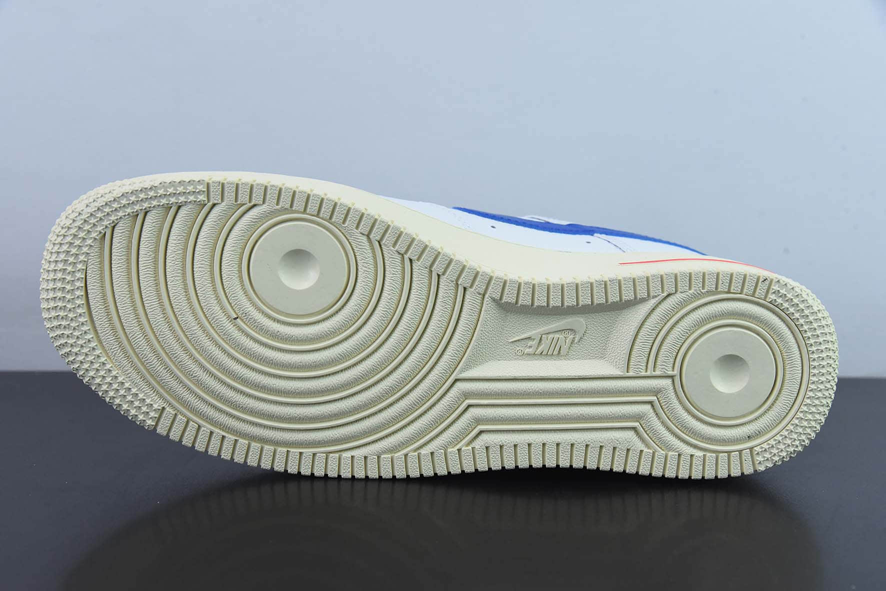 耐克Nike Air Force 1 ’07 白蓝空军一号低帮百搭休闲运动板鞋纯原版本 货号：DR0148-100
